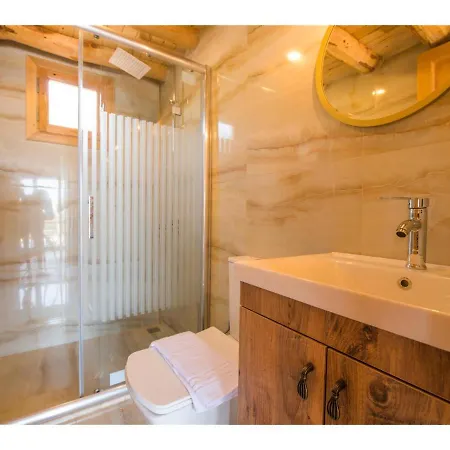 Ferienhaus Doganin Ruhu & *